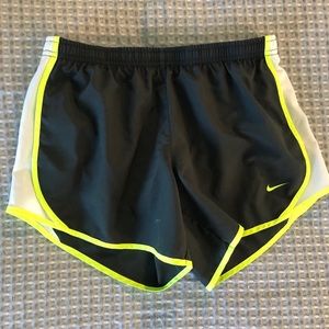 ⚡️⚡️ 2 for $20 Nike Woman’s Running Shorts